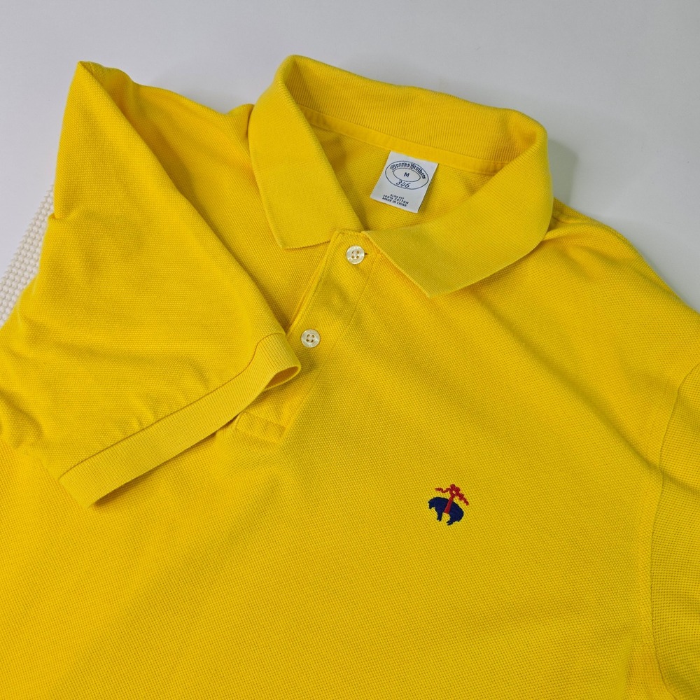 Brooks Brothers 346 Mens Size Medium Slim Fit Polo‎ Shirt Yellow Pique Cotton